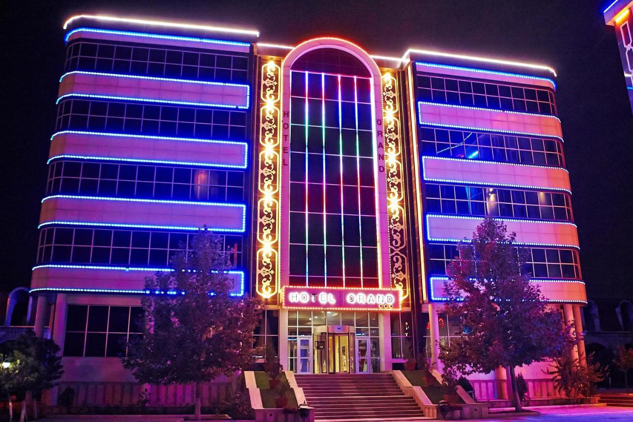 Grand Nakhchivan Hotel Extérieur photo