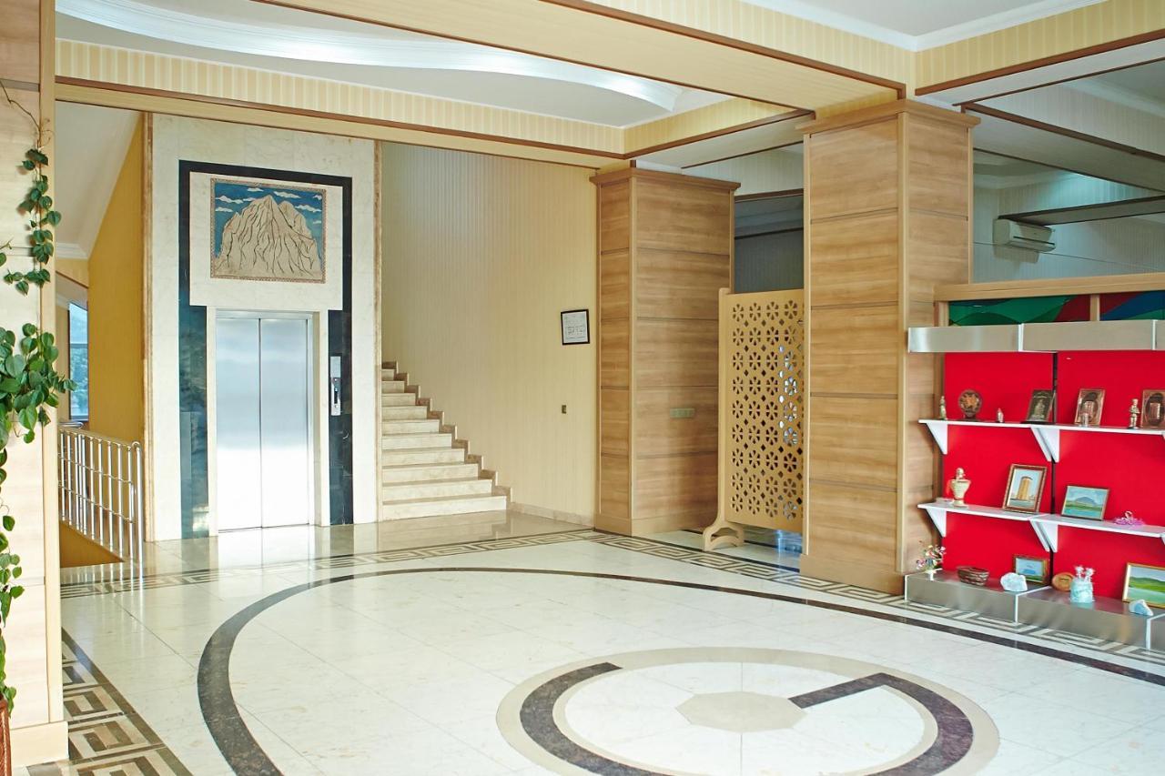 Grand Nakhchivan Hotel Extérieur photo