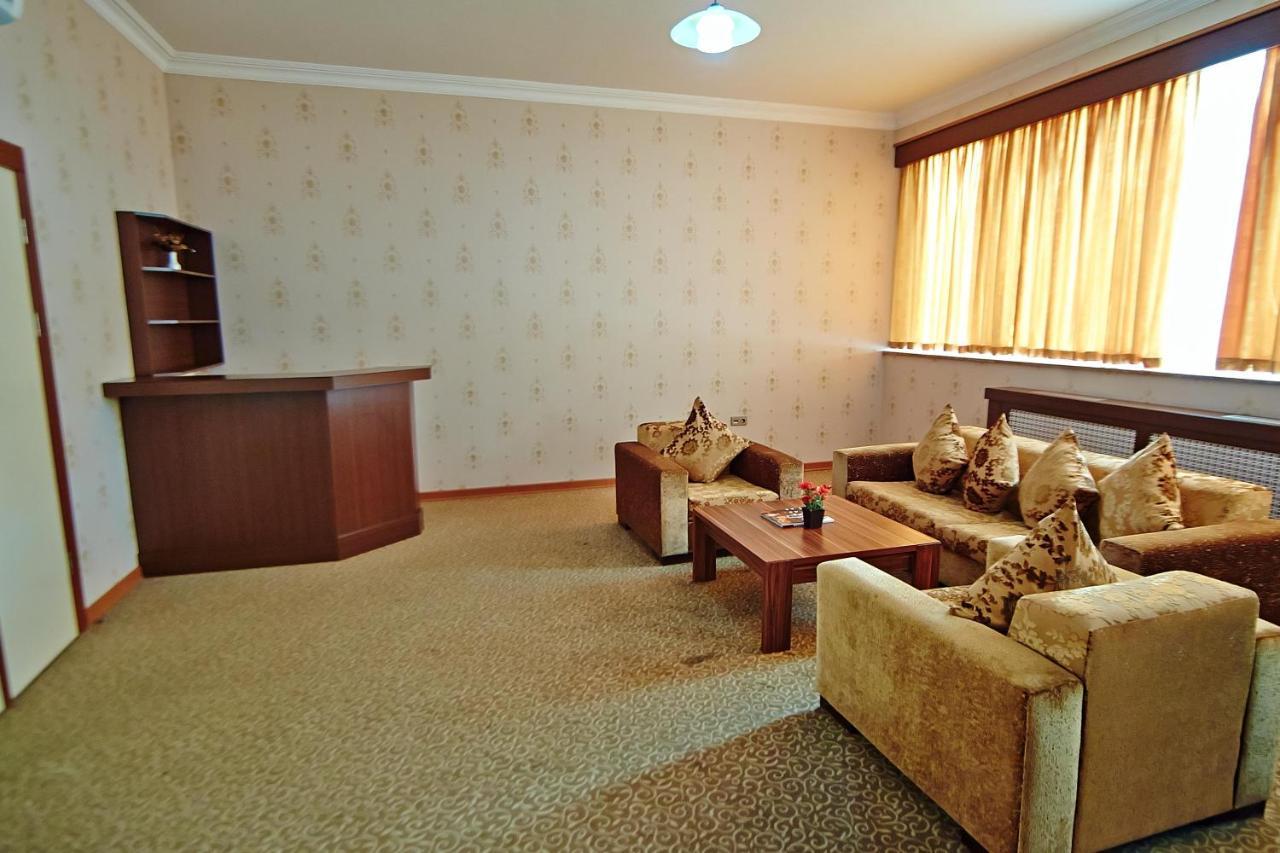 Grand Nakhchivan Hotel Extérieur photo