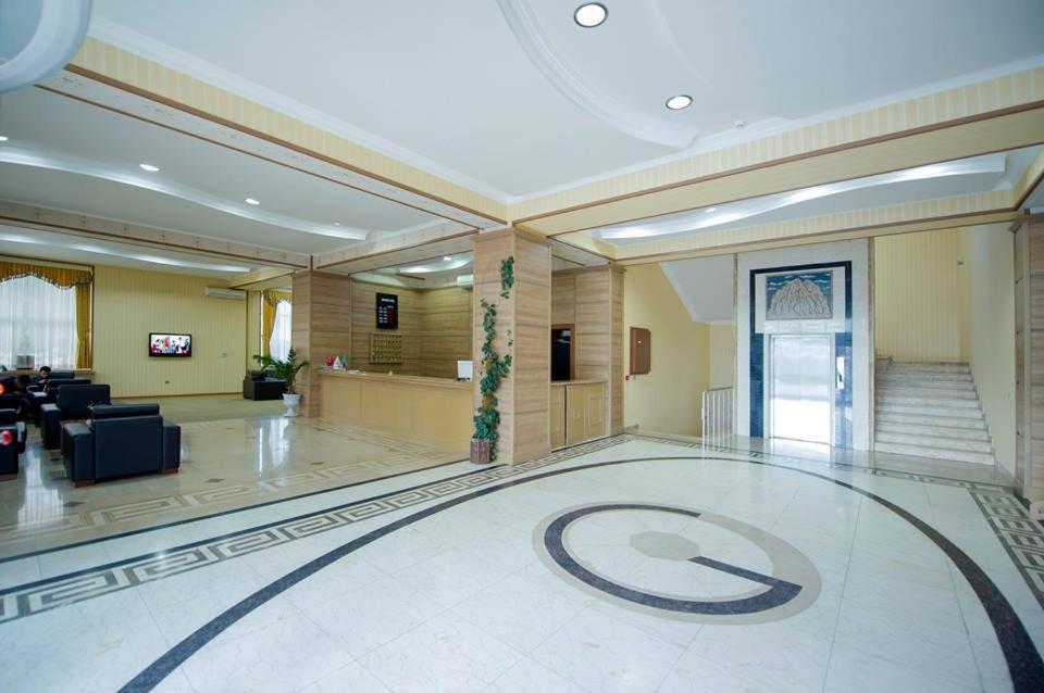 Grand Nakhchivan Hotel Extérieur photo