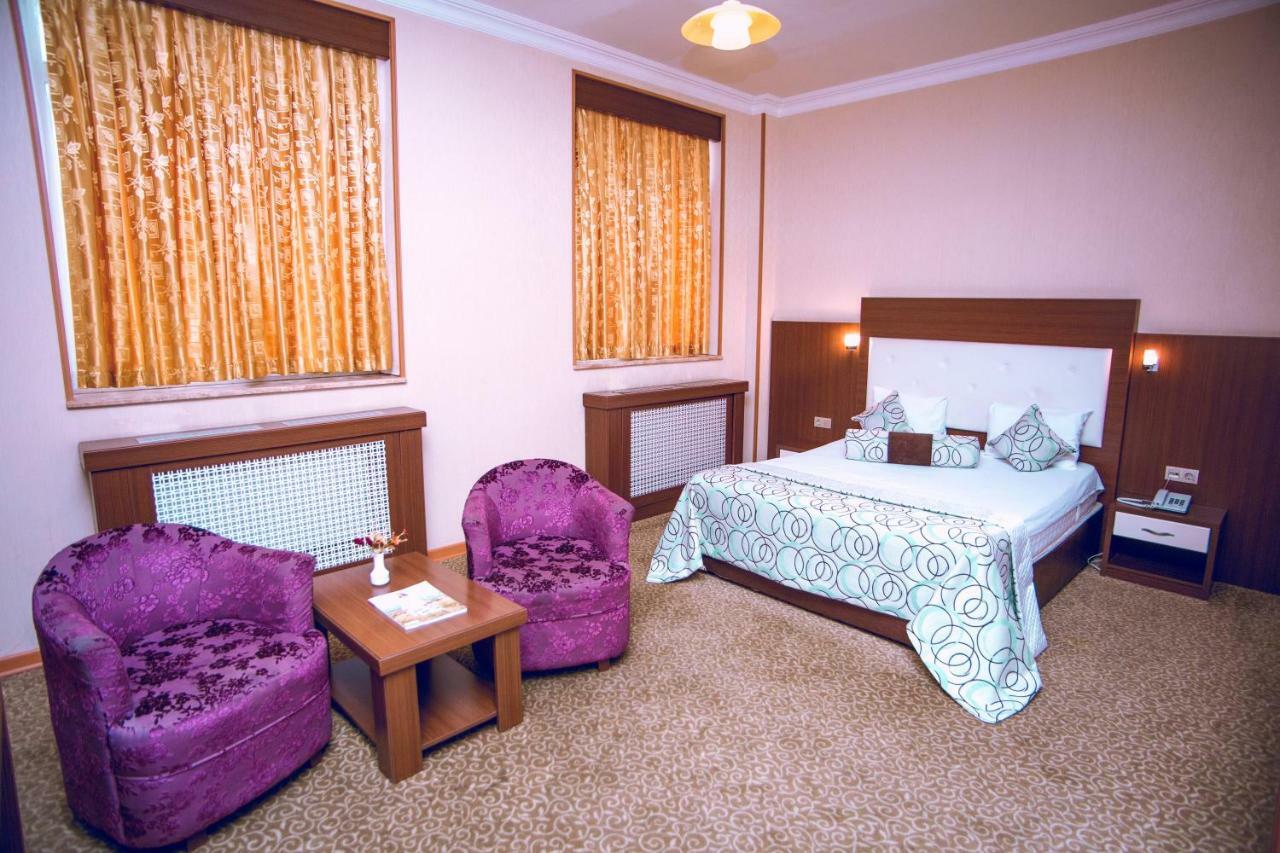 Grand Nakhchivan Hotel Extérieur photo