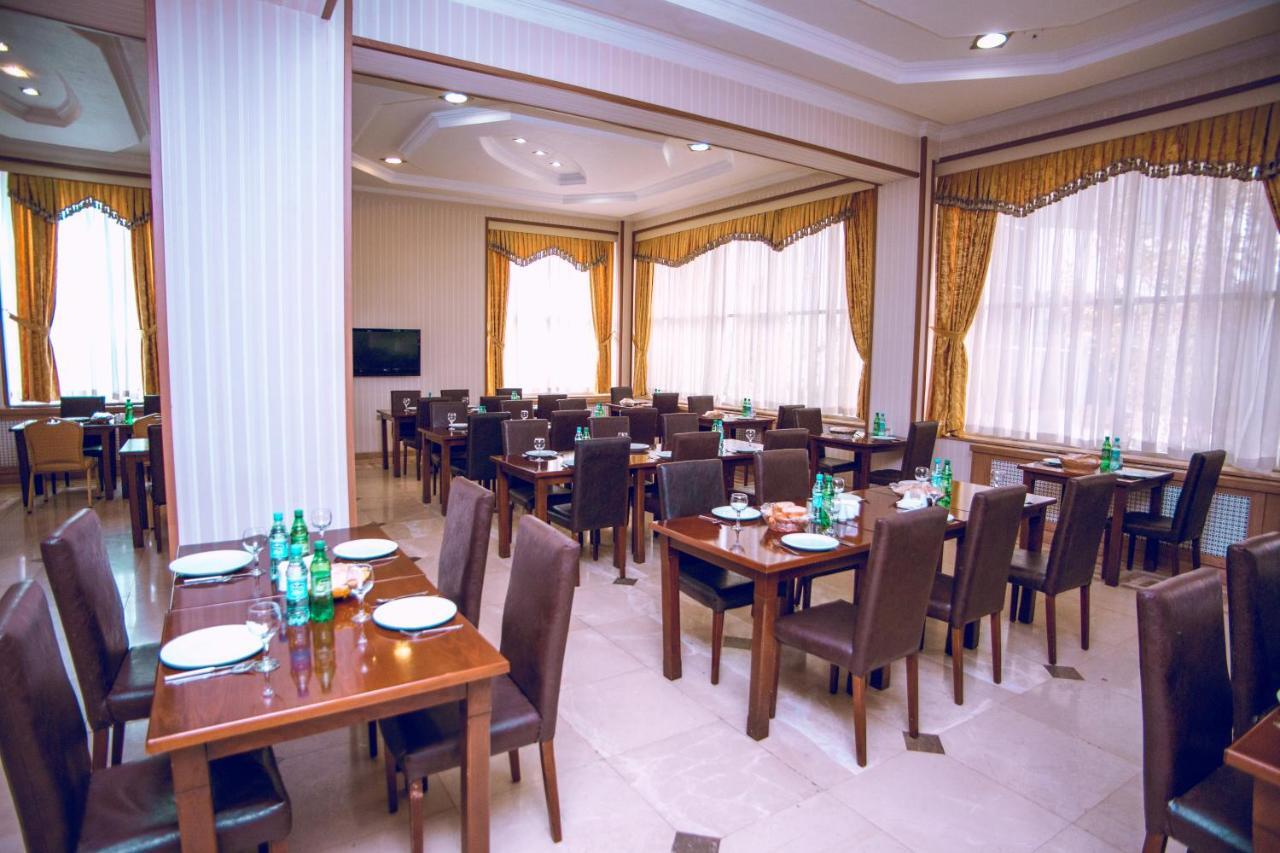 Grand Nakhchivan Hotel Extérieur photo